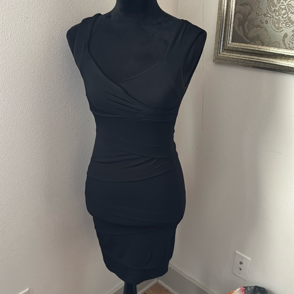 White House Black Market little‎ black dress bodycon sleeveless  tiered Sz 0P